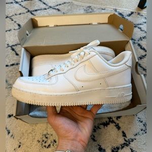 Almost New - Nike White Air Max